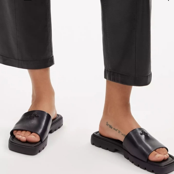 Coach sandals Firm price - Picture 2 of 4